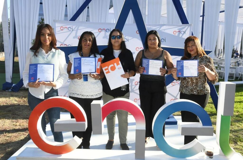 El virtuoso camino de reconocer y capacitar a los trabajadores de “la primera línea”