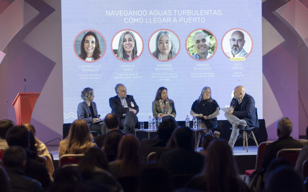 Disminuye el Agotamiento Laboral, pero Persiste la Brecha de Género y el Desapego Generacional